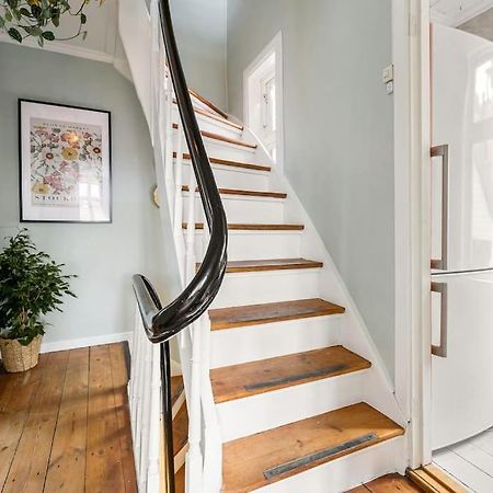 Det Lille Rode Huset Ved Floibanen Villa Bergen Esterno foto