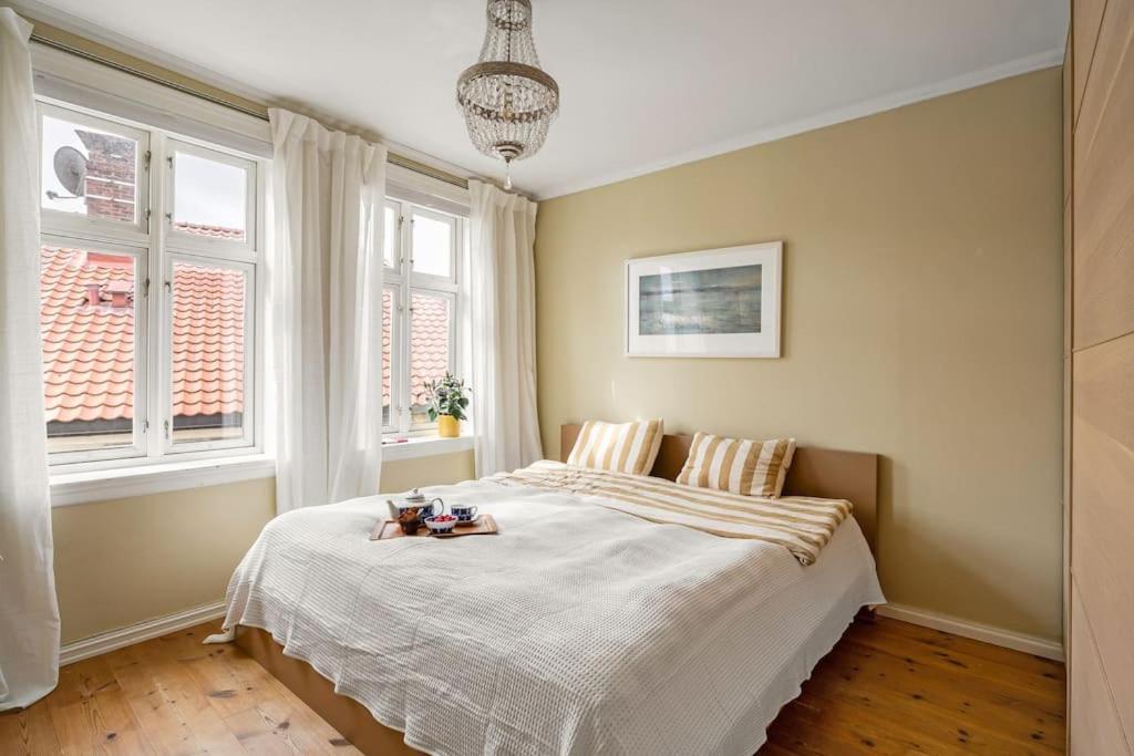 Det Lille Rode Huset Ved Floibanen Villa Bergen Esterno foto