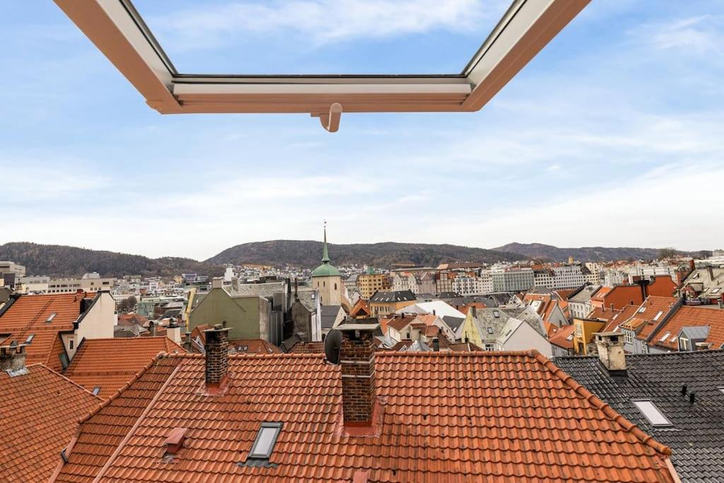 Det Lille Rode Huset Ved Floibanen Villa Bergen Esterno foto